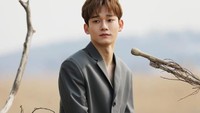 Chen EXO yang memiliki nama asli Kim Jongdae ini merupakan vokalis utama dari Boygroup EXO. Tak hanya berkarir dengan EXO, Chen juga bersolo karir dengan merilis lagu ballad berjudul Beautiful Goodbye pertengahan 2019 lalu. Foto: Istimewa