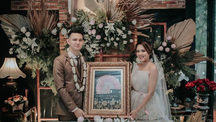 marcell darwin mneikah dengan nabila faisal