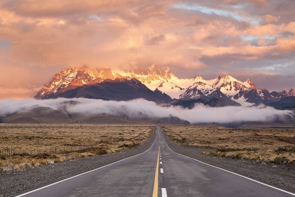 Saat ini, Lapangan Es Patagonian Selatan dan Lapangan Es Patagonian Utara adalah sisa-sisa benua yang pernah beku (Foto: iStock) Saat ini, Lapangan Es Patagonian Selatan dan Lapangan Es Patagonian Utara adalah sisa-sisa benua yang pernah beku (Foto: iStock)