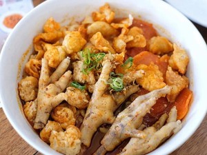 Di Bandung Bisa Cicipi Seblak yang Pedas Nonjok di 5 Tempat Ini