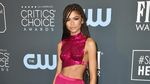 Gaya Seksi Futuristik Zendaya di Critics Choice Awards 2020