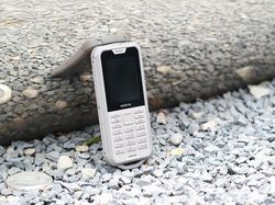 Wujud Nokia 800 Tough, Ponsel Tahan Banting di Segala Kondisi