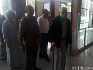 Batuk-batuk, Kivlan Zen Jalani Sidang Eksepsi Kasus Senpi