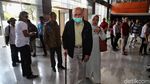 Berkursi Roda dan Tongkat, Kivlan Zen Jalani Sidang Eksepsi