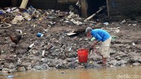 Pembebasan lahan untuk normalisasi Ciliwung ditargetkan kelar pada Maret 2020. Sementara pembangunannya akan diserahkan kepada pemerintah pusat dalam hal ini Kementerian.