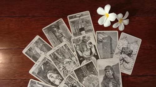 Ramalan Zodiak Tarot Sagitarius