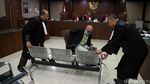 Lagi, Kivlan Zen Batuk-batuk Saat Bacakan Eksepsi
