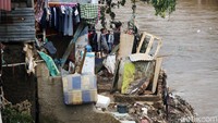 Program normalisasi sungai telah berhenti sejak dua tahun lalu dan menjadi salah satu penyebab banjir Jakarta diawal tahun 2020 kemarin.