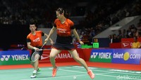 Duet Hafiz Faizal/Gloria Emanuelle Widjaja dikalahkan unggulan kesatu asal China, Zheng Si Wei/Huang Ya Qiong.