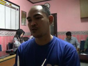 Diiming-imingi HP, Pelaku Cabuli Pegawainya yang Masih di Bawah Umur