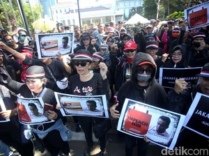 Saling Tuduh Massa Bayaran Pasca Demo pada Anies Baswedan