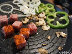 5 Tempat Makan Saikoro Panggang yang Lumer di Lidah