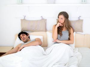 4 Hal yang Ditakutkan Perempuan Saat Bercinta