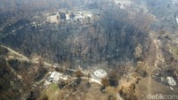 Kebakaran hutan tersebut juga turut membuat beberapa wilayah di Australia diselimuti kabut asap. AP Photo/Sam McNeil.