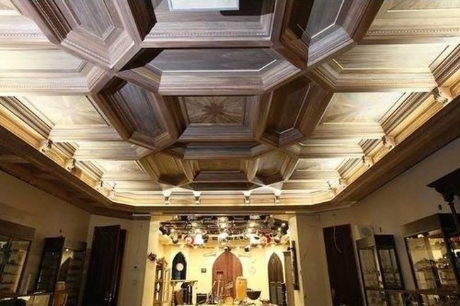 Kastil yang dari luar terlihat seram tapi bagian dalamnya mewah ini dijual dengan dengan harga yang cukup fantastis, yaitu US$ 45 juta atau sekitar Rp 615,5 miliar. Foto: dok. buzznick