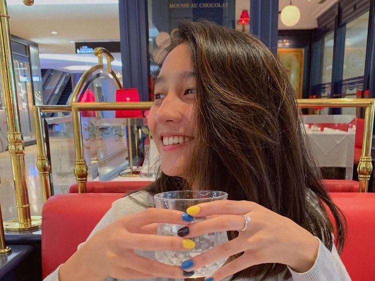 Kulineran Chloe Xaviera, Keponakan Agnez Mo yang Multitalenta