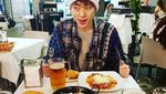 Rilis Lagu Any Song, Ini Zico Saat Makan Pizza hingga Sushi