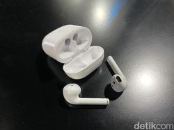 Penampakan Realme 5i dan Buds Air yang Siap Goda Kantong