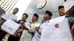 Pegiat Antikorupsi Kirim Jamu Antidiare untuk Pimpinan KPK