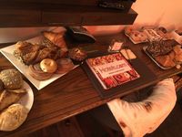 Nyamm! Nginap di Hotel Unik Ini Bisa Makan Donat, Bagel dan Pastry Sepuasnya