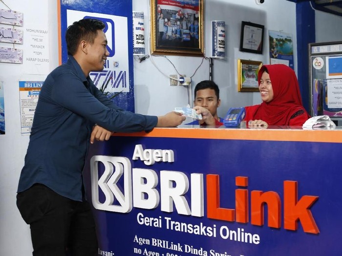 Ilustrasi agen BRI Link