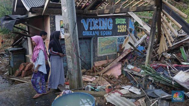Perjalanan Relawan CT Arsa P Desa Terisolir di Bogor