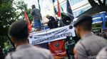 Potret Driver Ojol Geruduk Kemenhub