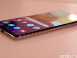 Wujud Galaxy A71, Berdesain Tipis Punya Jeroan Gahar