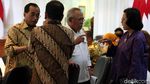 Jokowi Kumpulkan Menteri Bahas UU Omnibus Law