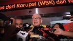 Tawa Irawan Gunari Usai Diperiksa Terkait Jiwasraya