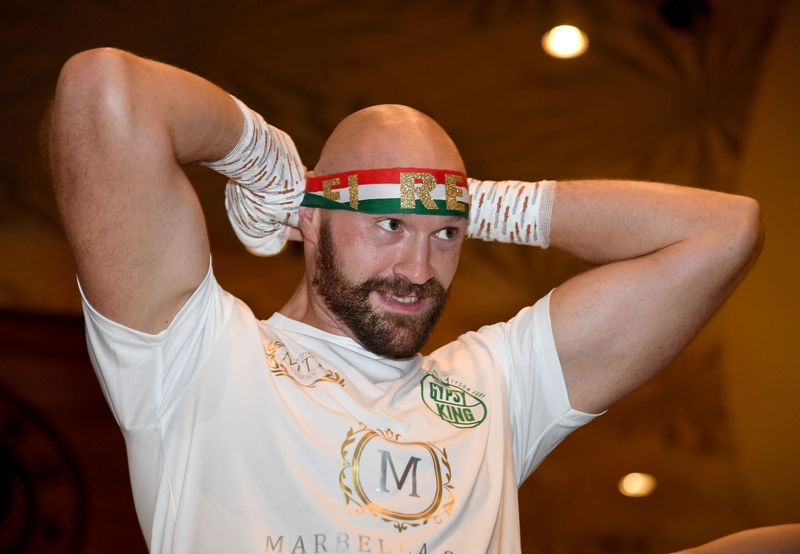 LAS VEGAS, NEVADA - SEPTEMBER 10:  Boxer Tyson Fury ties a headband on as he prepares to work out at MGM Grand Hotel & Casino on September 10, 2019 in Las Vegas, Nevada. Fury will face Otto Wallin in a heavyweight bout on September 14 at T-Mobile Arena in Las Vegas.  (Photo by Ethan Miller/Getty Images)