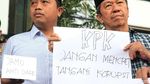 Pegiat Antikorupsi Kirim Jamu Antidiare untuk Pimpinan KPK