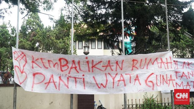 Kisruh Tunanetra 'Terusir' dari Fasilitas Kemensos di Bandung