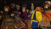 Tokoh-tokoh yang ada dalam wayang potehi.