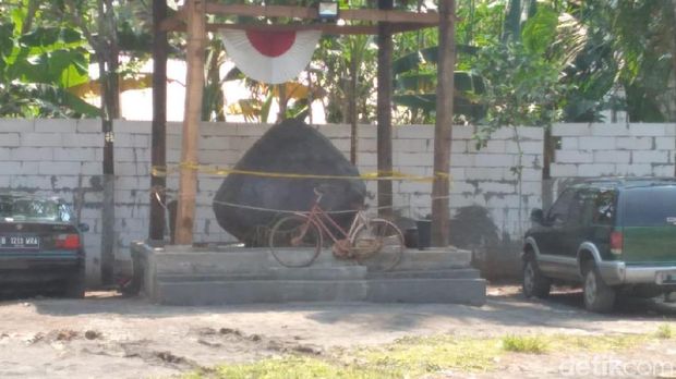 Apa Isi 'Prasasti Bumi Mataram' yang Disakralkan di Keraton Agung Sejagat?