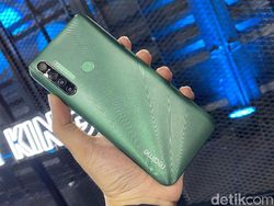 Penampakan Realme 5i dan Buds Air yang Siap Goda Kantong
