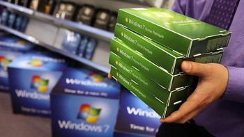 Pada waktu itu, PC masih berjaya sehingga rilis Windows 7 amat dinantikan. Foto: Getty Images