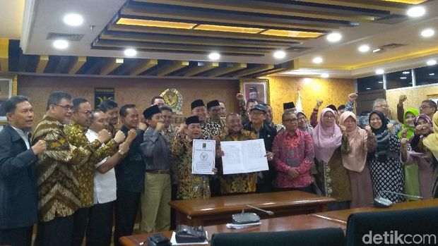 Pimpinan DPR Dorong Panja, PKS Tetap Gulirkan Usul Pansus Jiwasraya