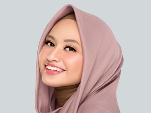 10 Tips Hijab untuk Wajah Lebar Agar Terlihat Tirus