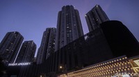 Warga yang ingin masuk ke dalam mal pun tak dapat masuk akibat masih ditutupnya akses menuju ke pusat perbelanjaan modern ini.