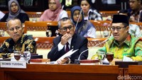 Pemaparan Jaja disebut Desmond, seperti penggiringan agar menyetujui salah satu calon hakim agung.