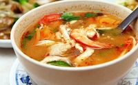 Tom Yam Pedas Hangat Cocok Untuk Makan Siang di 5 Tempat Ini