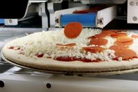 Canggih! Robot Ini Didesain Mampu Bikin 300 Pizza Per Jam