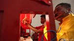 Wayang Potehi Hibur Pengunjung Pusat Perbelanjaan