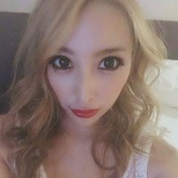 Kato Sari dinikahi oleh seorang manajer perusahaan real estat setelah menjalin hubungan asmara pada Mei 2019. Namun, setelah satu minggu menikah, Kato dan suaminya memilih berpisah. Foto: Instagram