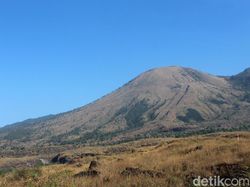 Lima Tempat di Garut yang Penuh Mitos