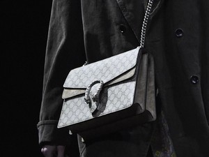 Gara-gara Virus Corona, Tas Gucci Naik Harga
