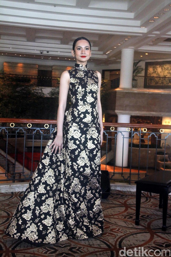 Fashion show Imlek 2020, SebastianRed dari Sebastian Gunawan menampilkan deretan busana cheongsam modern nan elegan di Grand Hyatt, Jakarta, Selasa [14/1/2020]. Foto: Mohammad Abduh/Wolipop.