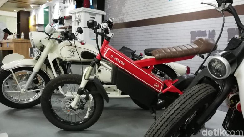 Motor-motor yang sudah diubah menjadi motor listrik Foto: Rizki Pratama Motor-motor yang sudah diubah menjadi motor listrik Foto: Rizki Pratama