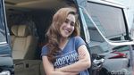 Awas Salah Fokus dengan Kaus Ayu Ting Ting